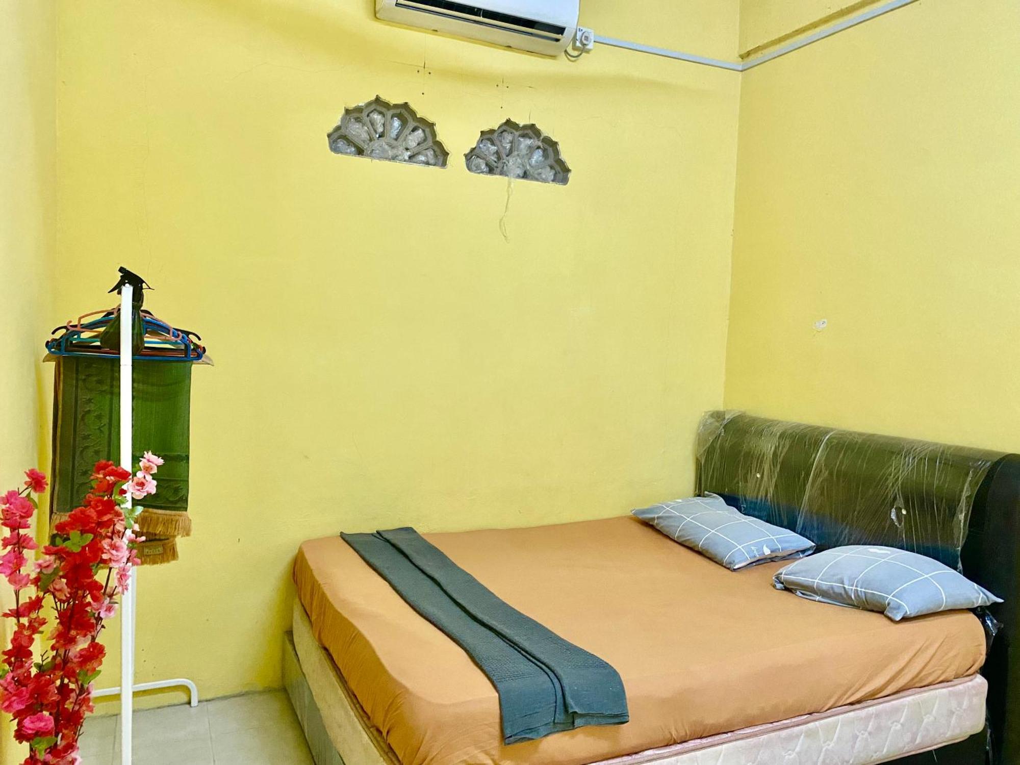 Umi Homestay Batu Buruk Куала-Тренгану Экстерьер фото